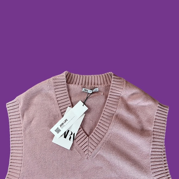Pink Zara Sleeveless Sweater - Picture 2 of 4